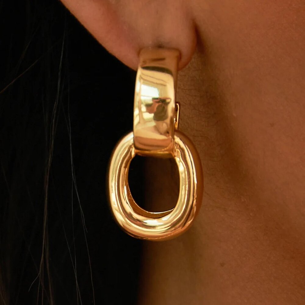 The OMA Label Skatt Earrings - Gold